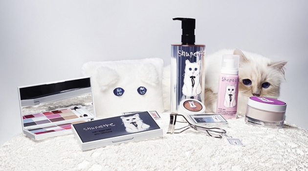 Первый взгляд: коллекция косметики от кошки Лагерфельда