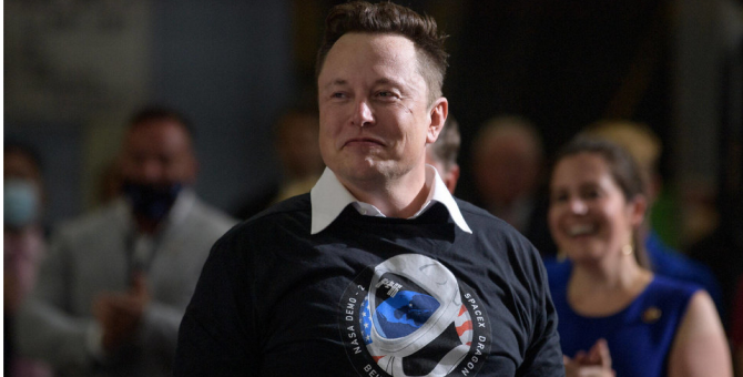 Илон Маск пообщался с семьей советского конструктора Сергея Королева