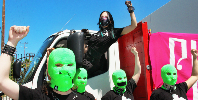 Pussy Riot выпустили новый трек «Бунт»