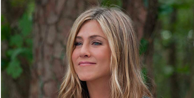 Дженнифер Энистон призналась, что ее семья не верила, что она когда-либо заработает деньги как актриса