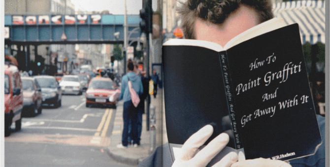 Выходит фотокнига о Бэнкси, где его лицо может быть раскрыто