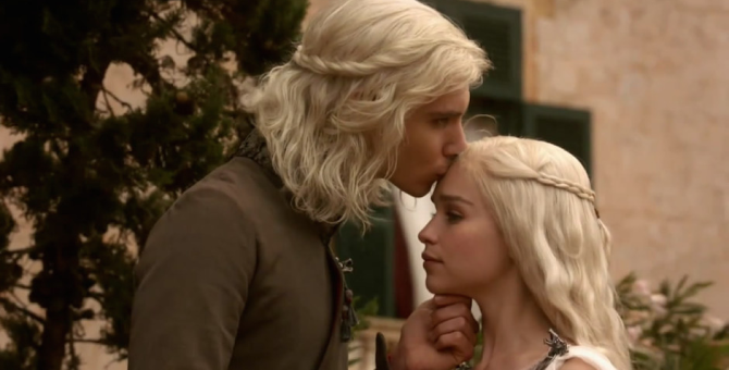 Актер из «Игры престолов» рассказал об альтернативной версии пилотной серии