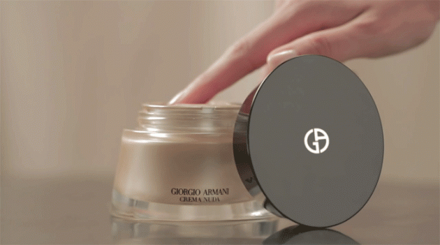 Giorgio Armani представил новое тональное средство