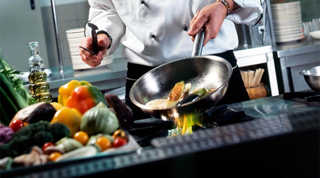 Аркадий Новиков открывает кулинарную школу