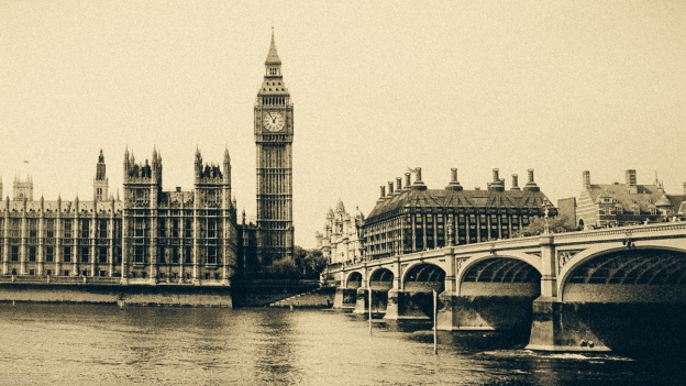 For Alice или Немного о Твиде