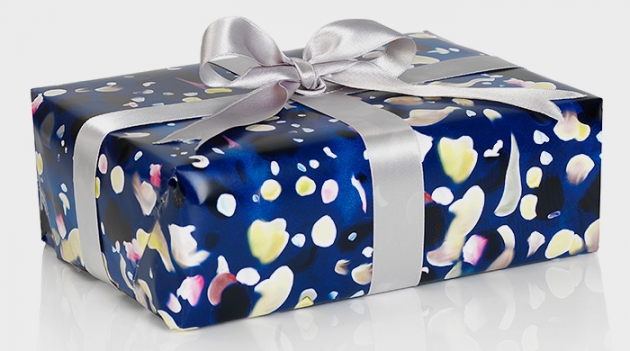 Праздничная упаковка от Peter Pilotto