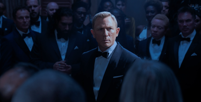 Британская королевская семья наградила Дэниэла Крэйга за вклад в кино