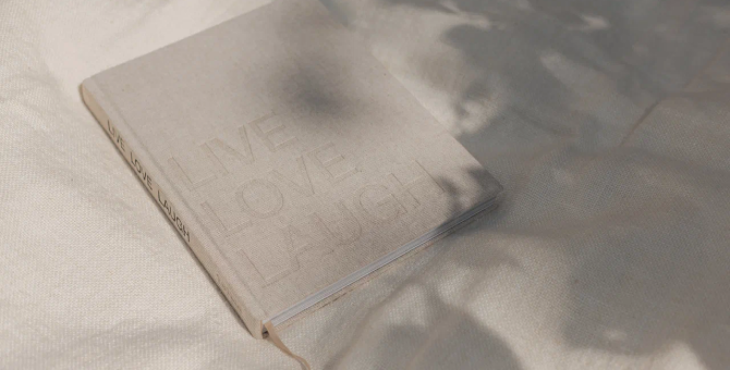 Ксения Соловьева, Элина Табидзе, Анастасия Рубцова посетили презентацию книги Натальи Масловой