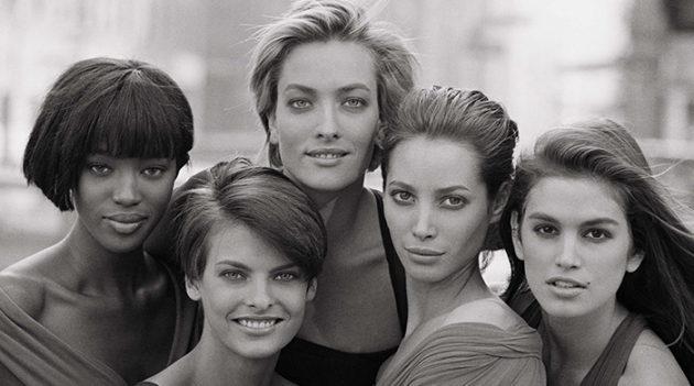 Синди Кроуфорд снимет сериал о модельном бизнесе 80-х