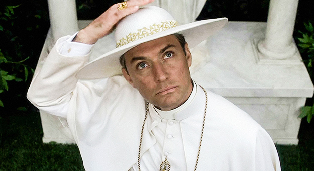 Паоло Соррентино отложил съемки второго сезона «Молодого папы»