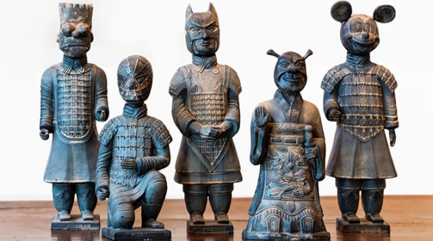 Американская художница создала терракотовую армию из поп-персонажей