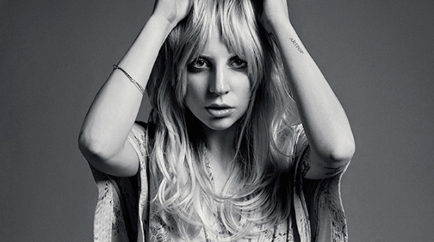 Леди Гага отрицает свое участие в фильме о Дайон Уорвик