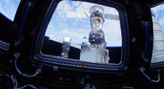 Видео дня: космическая станция изнутри