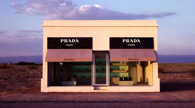 Инсталляция Prada Marfa спасена