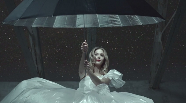 Светлана Иванова в видео Bohema, весна-лето 2015