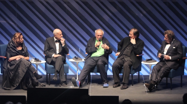 Церемония присуждения Притцкеровской премии Фраю Отто