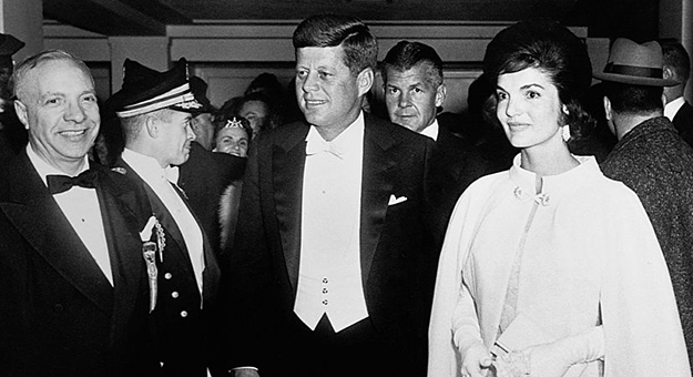 Модная история: что на инаугурацию надевали первые леди США