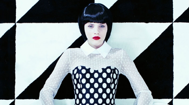 Джорджо Армани устроит показ израильской марки Daizy Shely