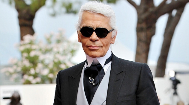 Карл Лагерфельд раскритиковал Франсуа Олланда за роман с Жюли Гайе