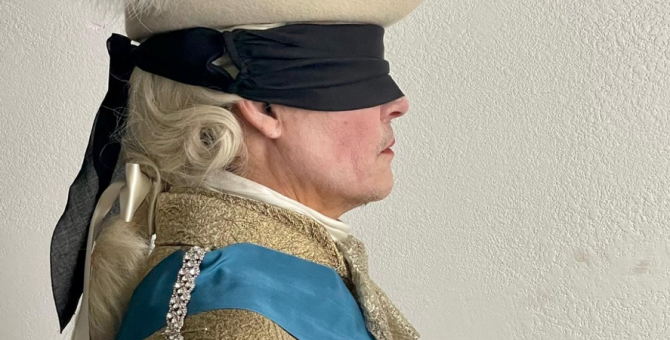 Появился первый кадр из фильма о короле Людовике XV с Джонни Деппом