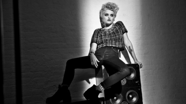 Скай Феррейра стала новым лицом Redken