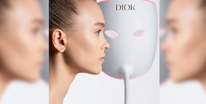 Dior выпустил светодиодную маску