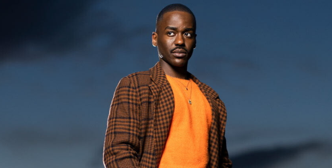 BBC опубликовал фотографии Ншути Гатвы в роли Пятнадцатого Доктора