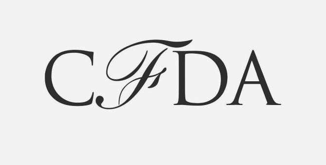 Эмили Адамс Боде и Кэтрин Холштейн стали обладательницами премии CFDA