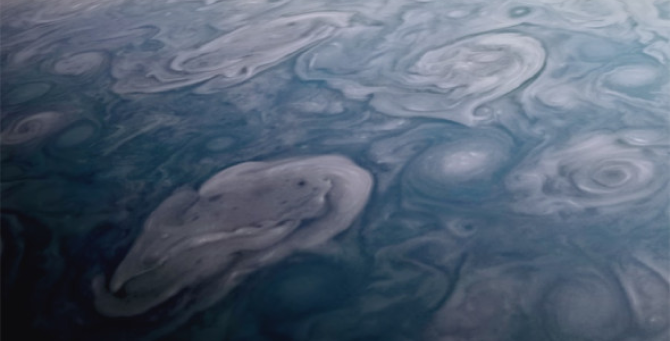 NASA сделало детальные снимки Юпитера и его спутника Ио