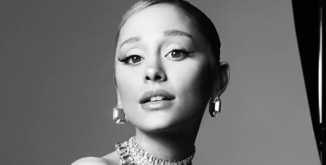 Ариана Гранде стала амбассадором Swarovski