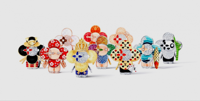 Louis Vuitton выпустил подвески Vivienne Travelers