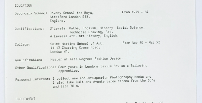 Резюме Александра Маккуина продадут на ярмарке в Нью-Йорке