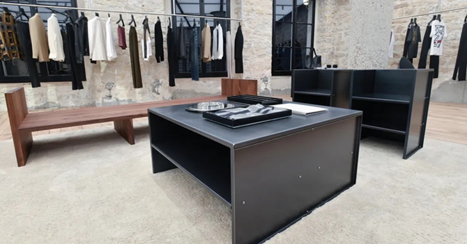 В Париже открывается новый бутик Saint Laurent Rive Droite