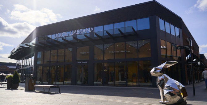 В «Архангельское аутлет» открылись бутики Dolce & Gabbana и Ralph Lauren и Salvatore Ferragamo