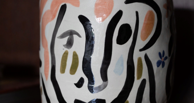 В Lobby открылась персональная выставка сестер Чельцовых «Бульвар Софи Варен»