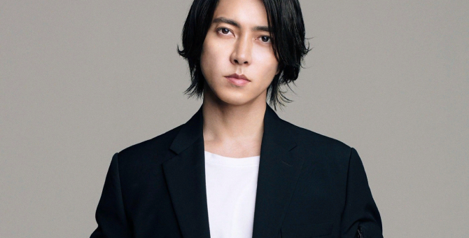 Японский исполнитель Ямасита Томохиса стал амбассадором Dior Beauty