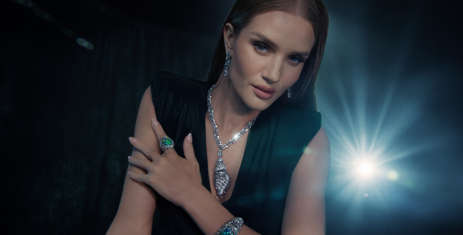 Роузи Хантингтон-Уайтли стала лицом новой коллекции Tiffany & Co.