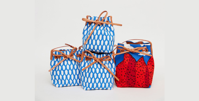 Marimekko объединился с Mansur Gavriel для работы над коллекцией сумок