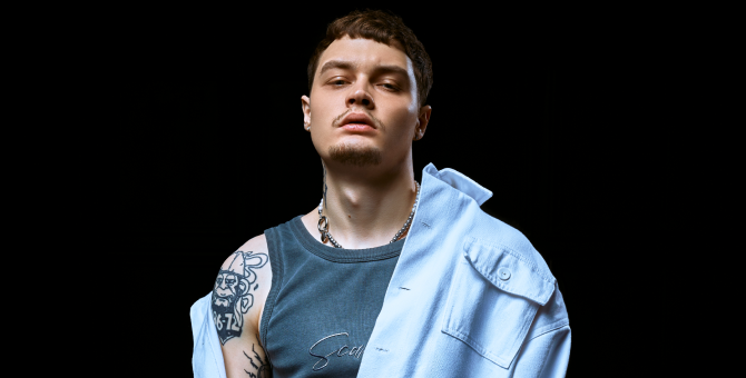 «Яндекс Музыка» с Юрием Квятковским создали пьесу из треков русских рэперов