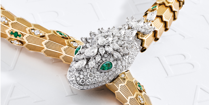 Bvlgari представил обновленную коллекцию украшений Serpenti Viper