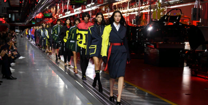 Ferrari показал первую коллекцию одежды