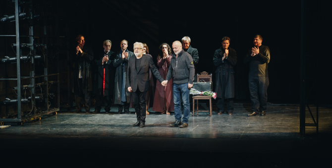 В Театре на Таганке прошел показ спектакля «Братья Карамазовы»