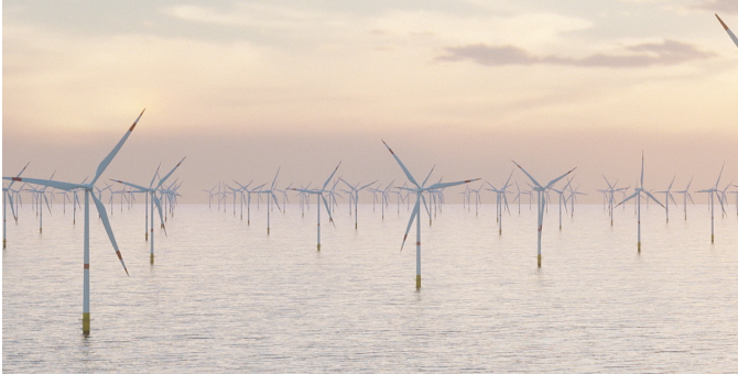 Художница Шуан Ли поработала над оформлением показа Miu Miu