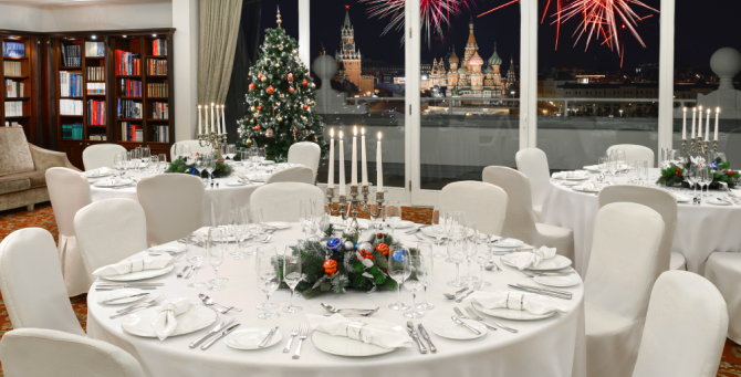 Отель «Балчуг Кемпински Москва» приглашает отметить Новый год с видом на Кремль