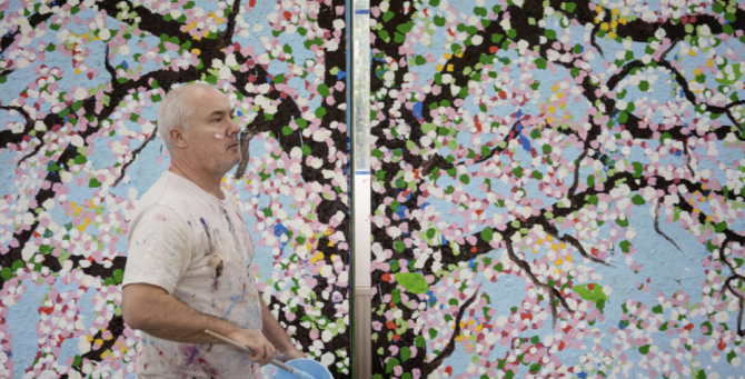 В парижском Fondation Cartier открылась выставка Дэмиена Херста