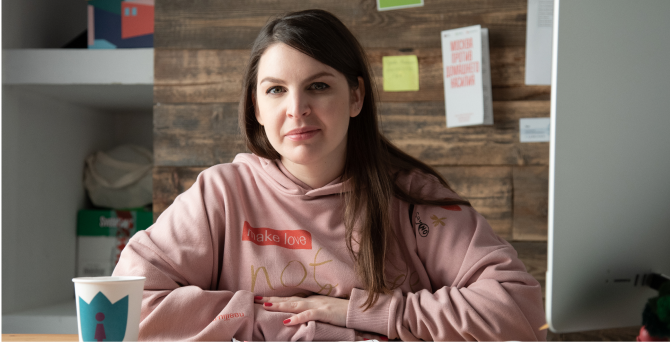 «ЛитРес» выпустит первую книгу правозащитницы Анны Ривиной