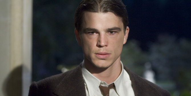 Кристофер Нолан присматривался к Джошу Хартнетту в роли Бэтмена