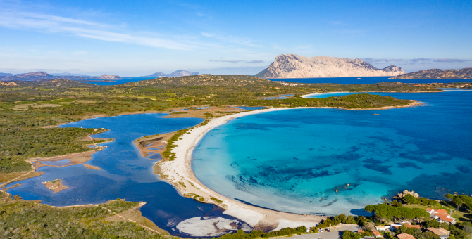 Компания Baglioni Hotels & Resorts открыла новый отель в Сардинии