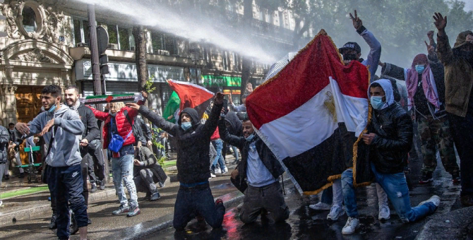 Несанкционированная акция в поддержку Палестины прошла в Париже