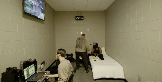 Канье Уэст начал презентацию нового альбома «Donda» на Apple Music